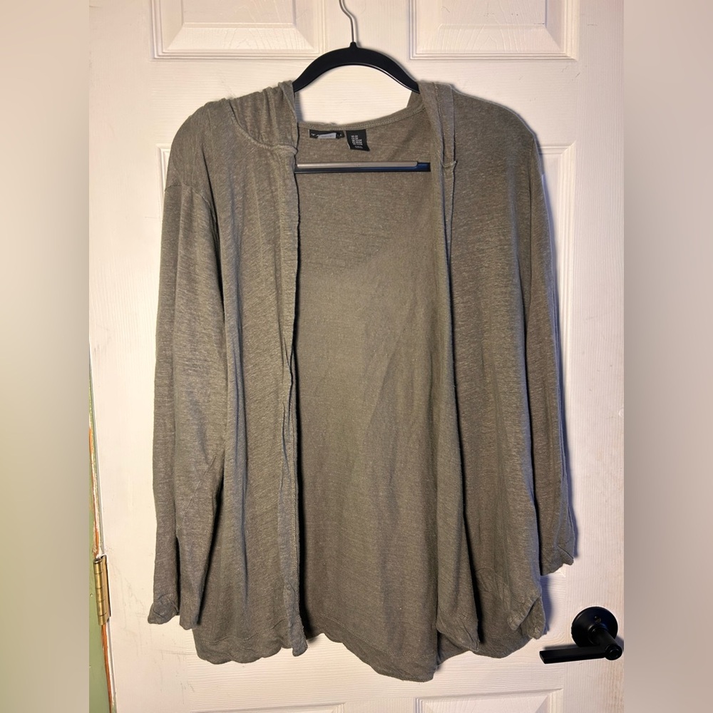 Tahari 100% Linen Cardigan in Gray